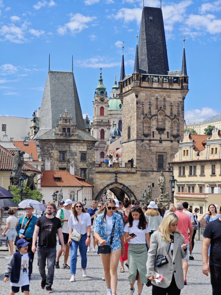 Karlsbrücke Prag - das Highlight der Goldenen Stadt an der Moldau